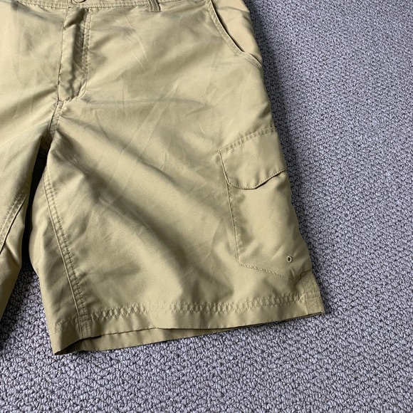 Magellan Outdoors Mens Shorts Size‎ 40 Yellow Fishing Outdoor Cargo Pockets - Picture 3 of 10